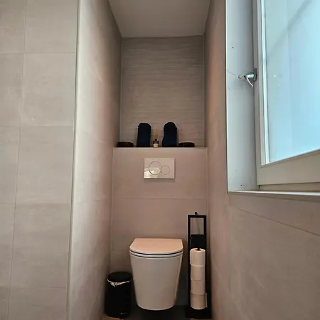 Alojamento de Acomodação e Pequeno-almoço Bed And In