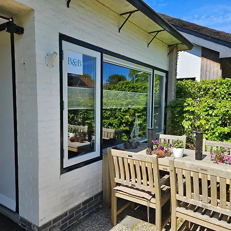 Alojamento de Acomodação e Pequeno-almoço Bed And In 3*